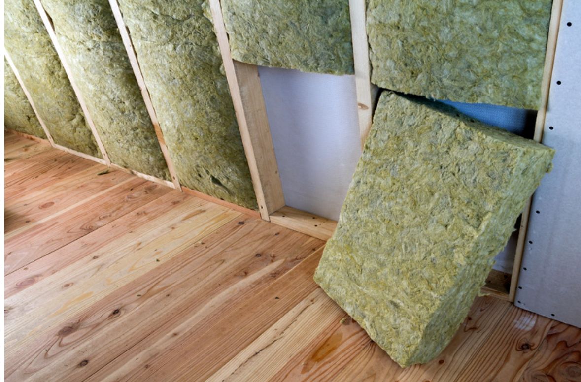 Voorzetwand met isolatie